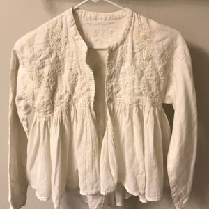 Cream peplum jacket/long sleeve w/embroidery